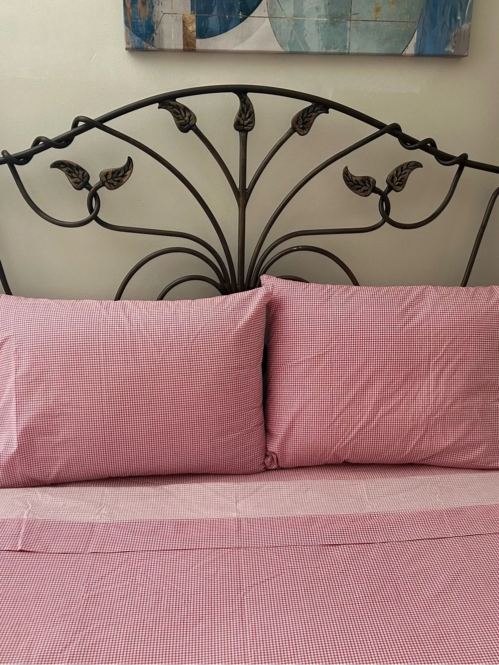 Wamsutta Classic Red Gingham Ruffled Pillowcase and Sheet Set